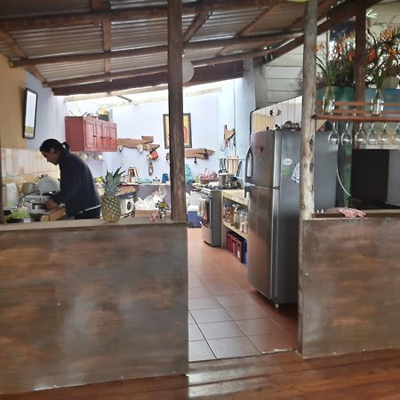 Iyok Ami Bed & Breakfast Cartago Exterior photo